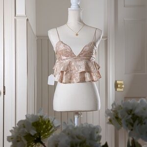 Dress Forum Champagne Floral Ruffle Cami Top Size S NWT